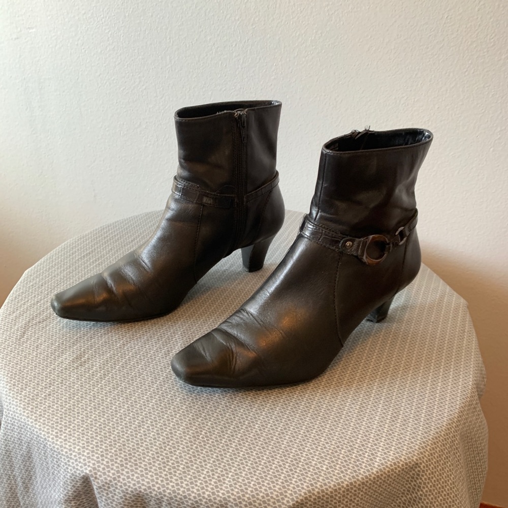 Anne Klein Ankle Boot iFlex